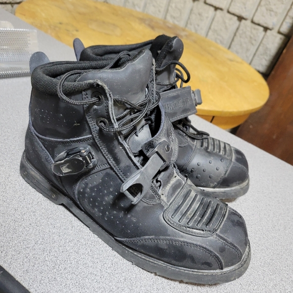 Speed And Strength Hard Knock Life Motorcycle Boots Men's Size 11 Excellent Cond - Picture 1 of 10